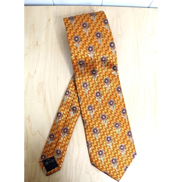 Ermenegildo Zegna 100% Silk Tie with Orange Geographic Print with Flowers NWOT - Picture 2 of 5